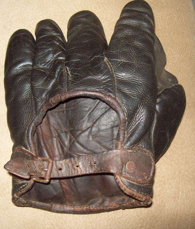 c. 1910 Buckle Back Full Web Back